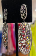 Load image into Gallery viewer, Glitzy Girl 4020
