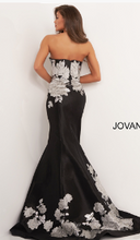 Load image into Gallery viewer, Jovani 3917
